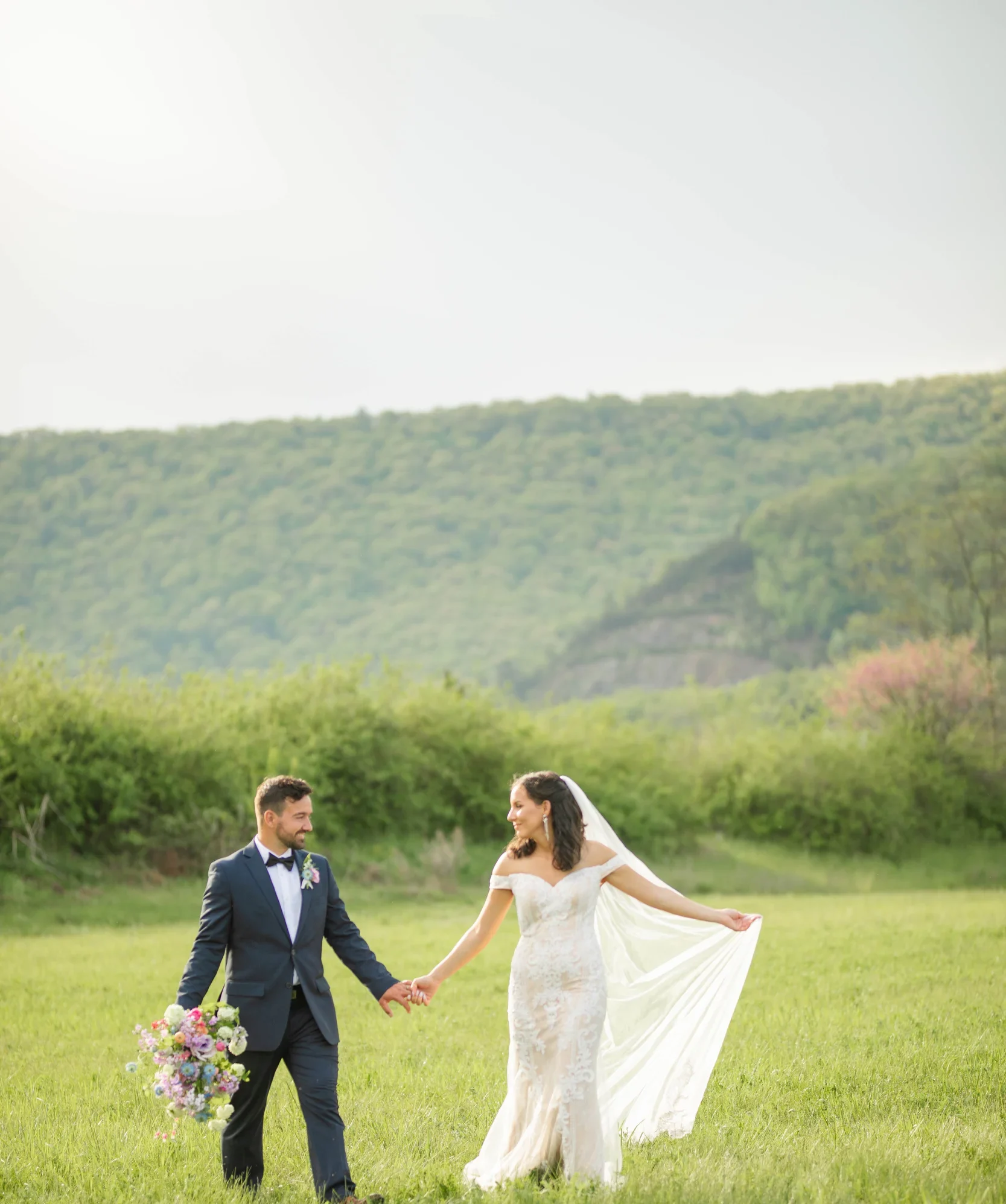 f65e3027-ec53-4444-8d77-bbc578380245